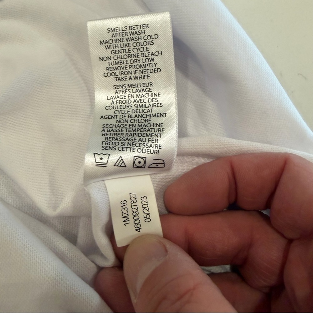 Travis Mathew White Polo with Speckled Pocket Medium - Picture 7 of 8